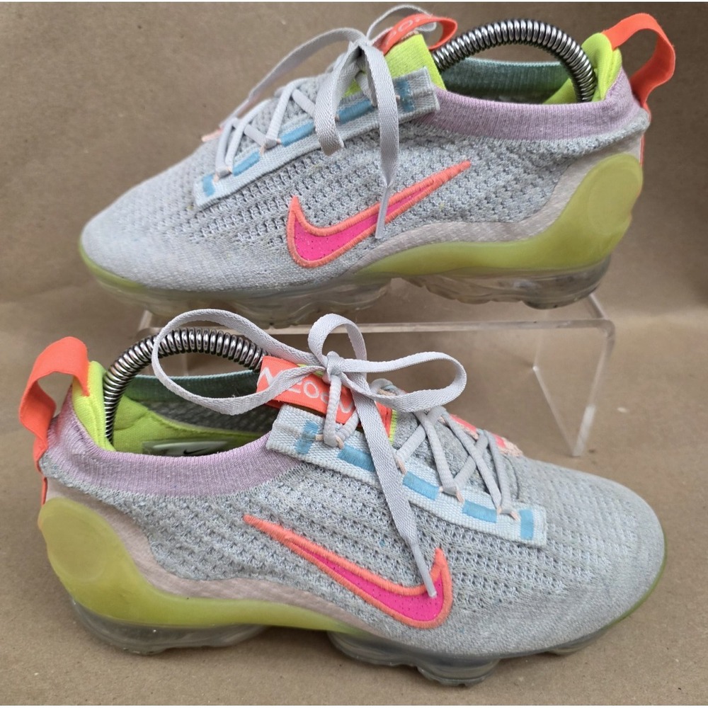 Women's (Sz 6) Nike Air VaporMax 2021 Flyknit Neon DH4088-002